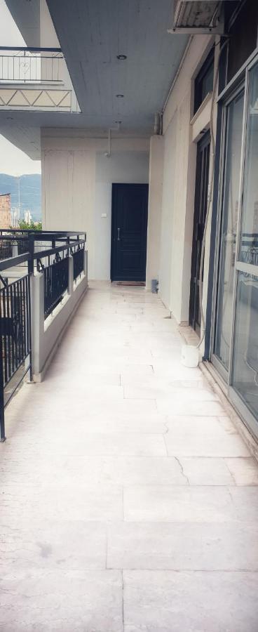 Walnut Home Apartment Near Ancient Olympia Kréstena Екстериор снимка